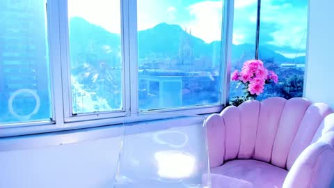 Mara online show from 12/20/24, 01:33