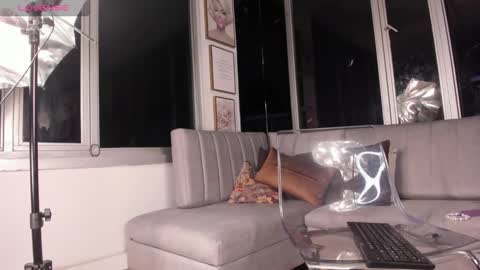 Mara online show from 02/11/25, 10:37