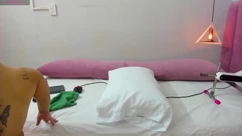 Megan  online show from 09/29/25, 07:08