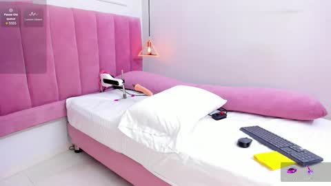 Megan  online show from 10/29/25, 09:27