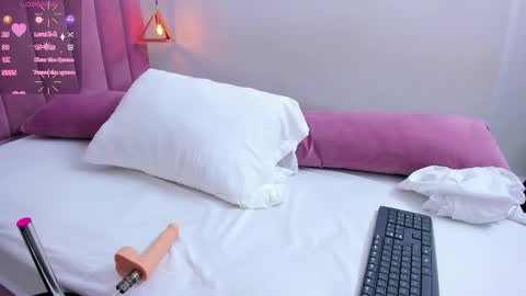 Snapshot of megansaenz_1 chatting on 03/14/26, 07:41 Megan online show from 03/14/26, 07:41