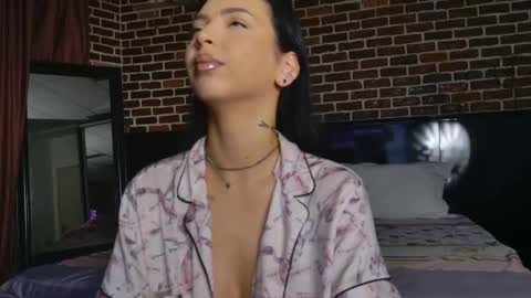 Megan online show from 10/05/25, 04:22