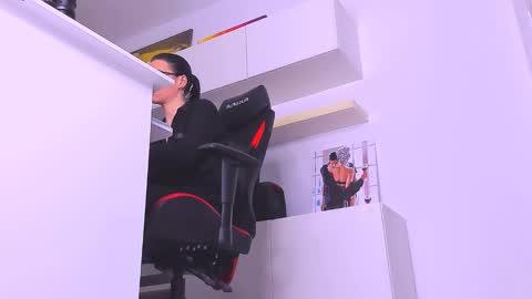 Snapshot of meganstones chatting on 01/21/25, 11:02 Megan online show from 01/21/25, 11:02