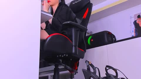 Snapshot of meganstones chatting on 09/20/25, 04:30 Megan online show from 09/20/25, 04:30