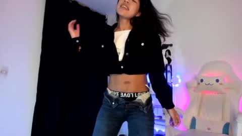 Snapshot of meganthompsonn chatting on 02/21/26, 08:37 Megan online show from 02/21/26, 08:37