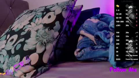 Megan online show from 03/04/25, 09:11