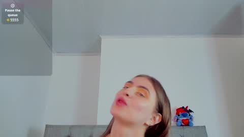 Snapshot of meganysammy chatting on 11/24/25, 07:02 megansammy online show from 11/24/25, 07:02