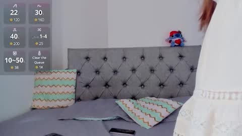 Snapshot of meganysammy chatting on 11/30/25, 04:22 megansammy online show from 11/30/25, 04:22