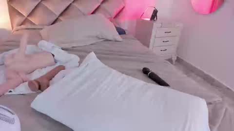 M E G A R A online show from 01/07/25, 07:42