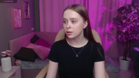 Snapshot of megg_ryan chatting on 03/28/26, 02:16 megg_ryan online show from 03/28/26, 02:16