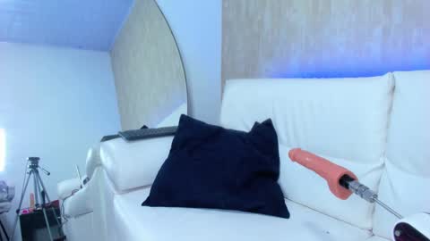 meggan online show from 01/31/25, 04:14