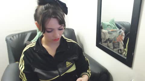 Snapshot of meghan_cherrys chatting on 12/31/24, 02:08 meghan online show from 12/31/24, 02:08