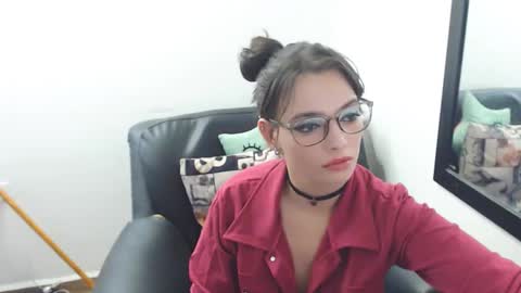 Snapshot of meghan_cherrys chatting on 03/04/25, 08:57 meghan online show from 03/04/25, 08:57