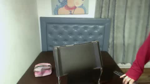 Snapshot of meghan_cherrys chatting on 02/21/26, 03:18 meghan online show from 02/21/26, 03:18