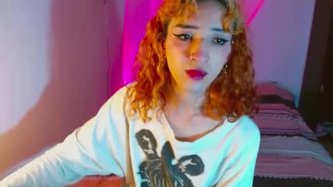 Snapshot of meghan_devil_ chatting on 09/18/25, 06:15 meghan_devil_ online show from 09/18/25, 06:15