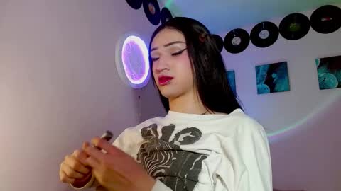 Snapshot of meghan_devil_ chatting on 11/08/25, 07:19 meghan_devil_ online show from 11/08/25, 07:19