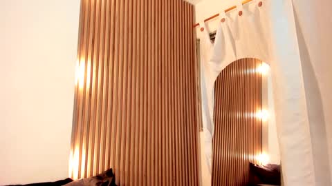 Meghan online show from 10/03/25, 01:08