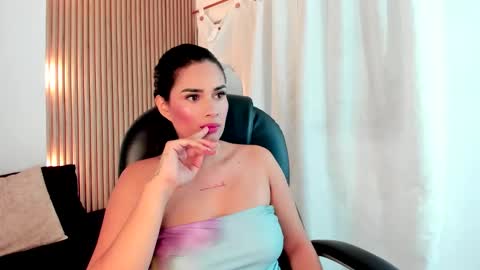 Meghan online show from 10/20/25, 01:11