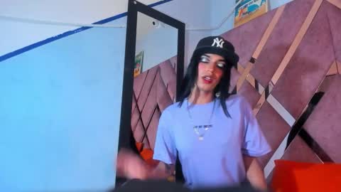 meghanqueen__ online show from 03/21/26, 05:12