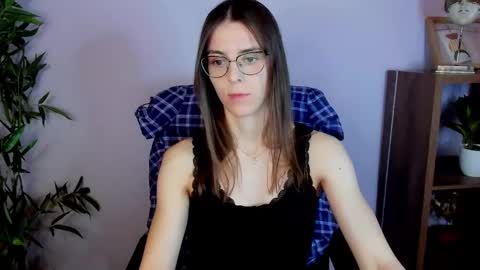 Snapshot of megi_erotic chatting on 03/08/25, 07:27 Megi online show from 03/08/25, 07:27