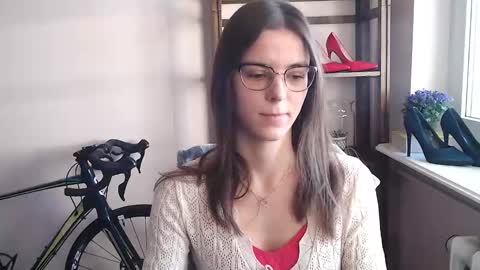 Megi online show from 02/01/26, 07:40