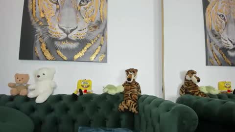 megpalmer online show from 11/27/25, 12:13