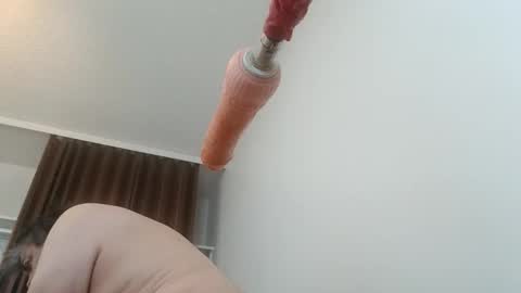 Snapshot of meheriuk68 chatting on 11/02/25, 07:38 meheriuk68 online show from 11/02/25, 07:38