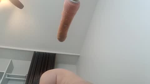 Snapshot of meheriuk68 chatting on 04/12/26, 08:36 meheriuk68 online show from 04/12/26, 08:36