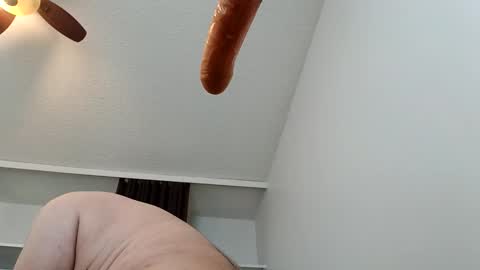 Snapshot of meheriuk68 chatting on 04/16/26, 10:56 meheriuk68 online show from 04/16/26, 10:56