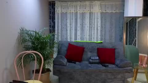 Snapshot of mei_naughtycat chatting on 02/08/25, 02:15 Mei online show from 02/08/25, 02:15