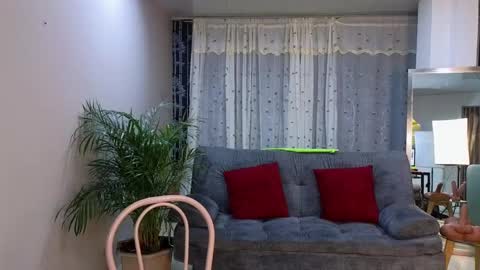 Snapshot of mei_naughtycat chatting on 02/14/25, 11:31 Mei online show from 02/14/25, 11:31