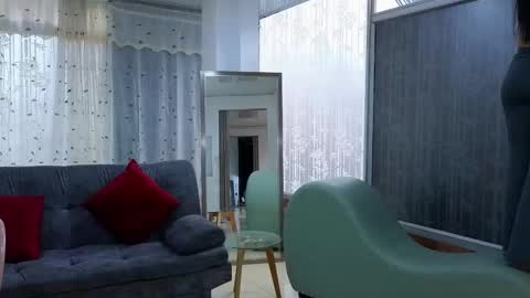 Snapshot of mei_naughtycat chatting on 02/17/25, 07:53 Mei online show from 02/17/25, 07:53
