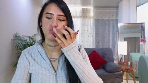 Snapshot of mei_naughtycat chatting on 03/05/25, 07:17 Mei online show from 03/05/25, 07:17