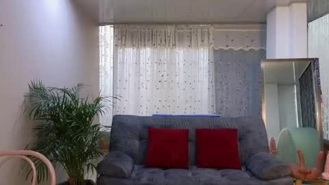 Snapshot of mei_naughtycat chatting on 03/10/25, 10:24 Mei online show from 03/10/25, 10:24