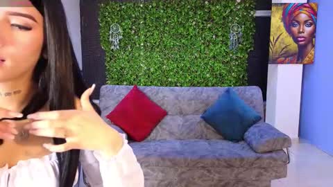 Mei online show from 11/26/25, 11:44