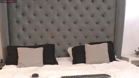 meilybarbie online show from 12/15/25, 11:47