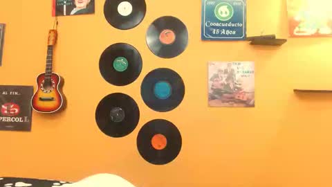 Snapshot of meisevil77 chatting on 09/10/25, 03:28 MEIS online show from 09/10/25, 03:28