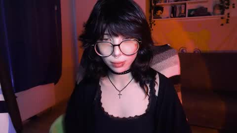 Snapshot of meitenshi chatting on 10/02/25, 01:07 mori3 online show from 10/02/25, 01:07