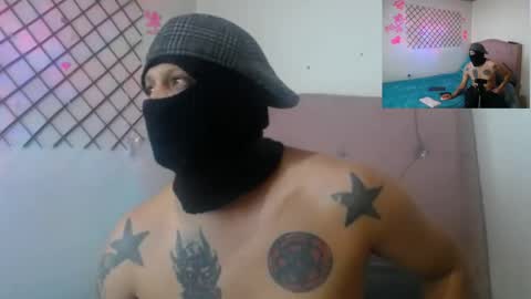 Snapshot of meizquin_lucifer chatting on 04/20/26, 05:05 Meizquin and Lucifer online show from 04/20/26, 05:05