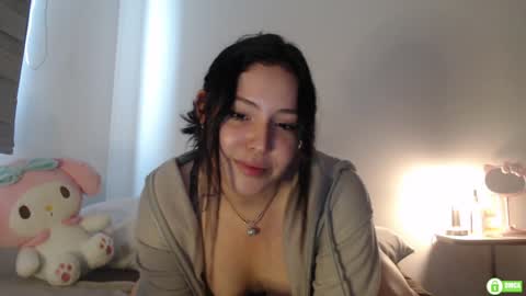Snapshot of meko_hzu chatting on 02/08/25, 08:21 WETWATERMELL online show from 02/08/25, 08:21