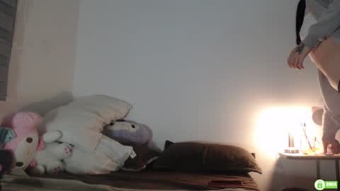 Snapshot of meko_hzu chatting on 02/09/25, 02:28 WETWATERMELL online show from 02/09/25, 02:28