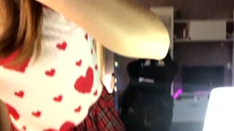 Mekyy online show from 01/13/26, 12:10