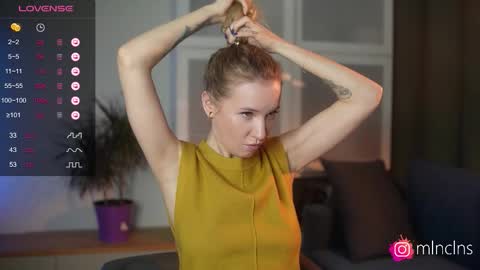 MELANIE  PVT ONLY 60TK PER MIN online show from 11/15/25, 05:42