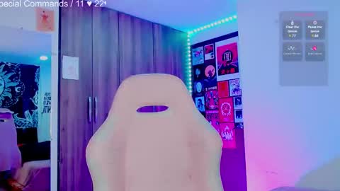 Melissa  -  -  Please help me to reach 100 thumbs up online show from 01/21/25, 04:16