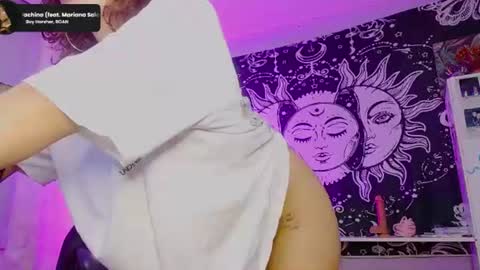 Snapshot of mel_dahlia chatting on 07/14/26, 02:05 Melissa - - Please help me to reach 100 thumbs up online show from 07/14/26, 02:05