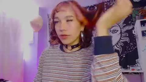 Snapshot of mel_dahlia chatting on 07/18/26, 06:45 Melissa - - Please help me to reach 100 thumbs up online show from 07/18/26, 06:45