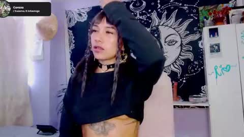 Snapshot of mel_dahlia chatting on 07/20/26, 12:51 Melissa - - Please help me to reach 100 thumbs up online show from 07/20/26, 12:51