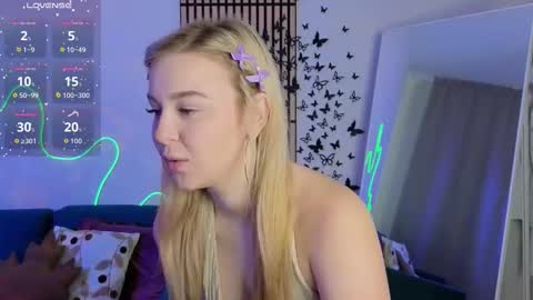 Snapshot of mel_nelson chatting on 12/01/25, 07:46 Mel online show from 12/01/25, 07:46