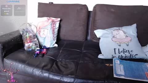 mel raise online show from 01/12/25, 10:33