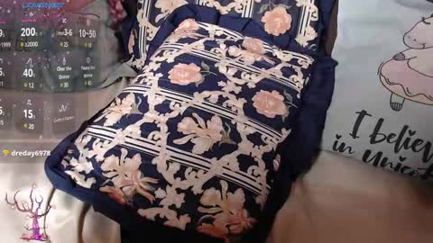 mel raise online show from 02/09/25, 05:22